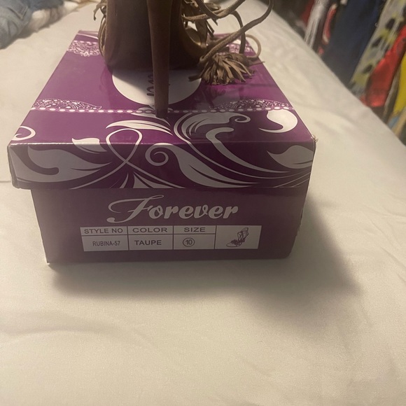 BRAND FOREVER, STYLE RUBINA-57 COLOR TAUPE SIZE 10 - Picture 4 of 4